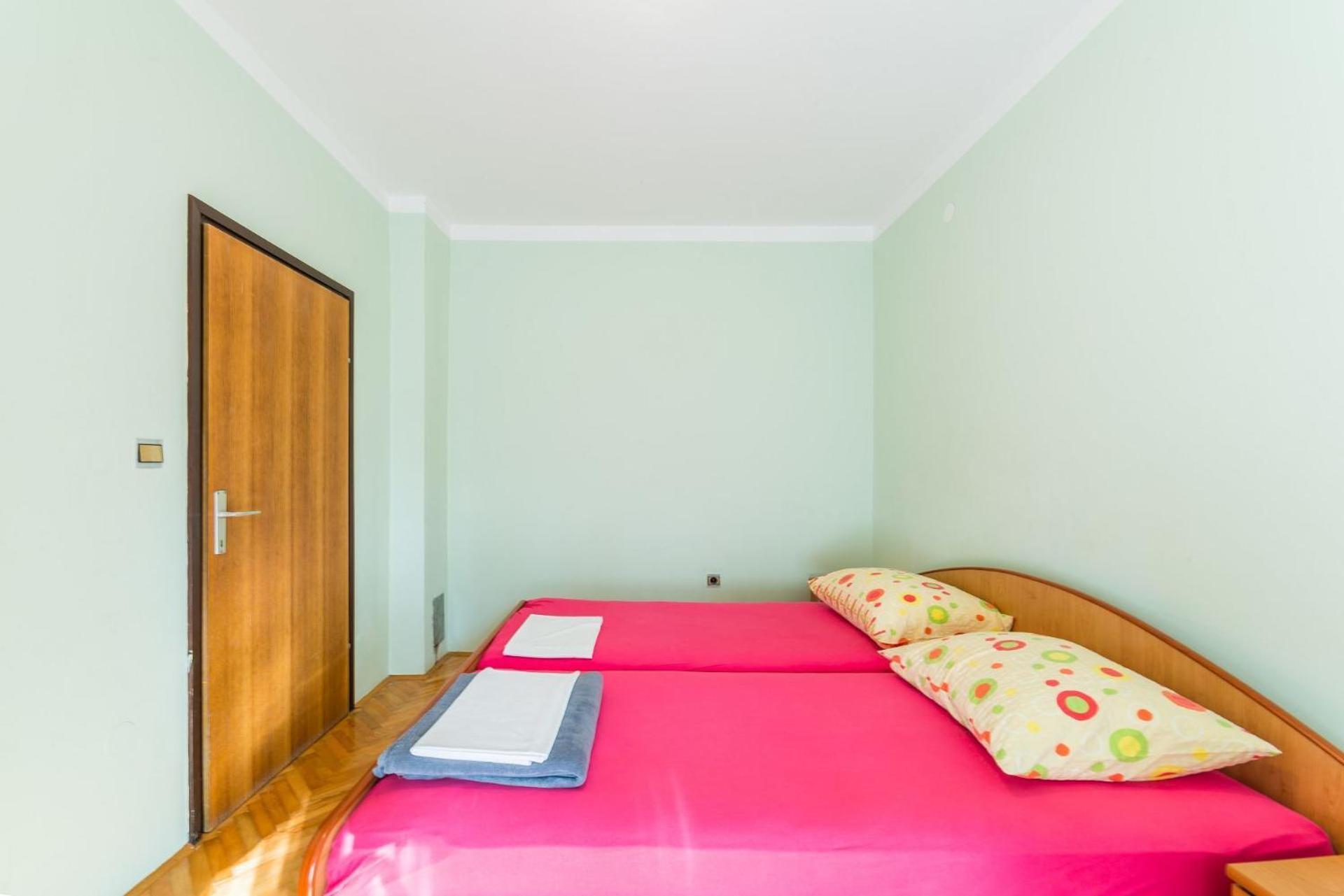 Apartments Ivica - With Parking นิน ภายนอก รูปภาพ